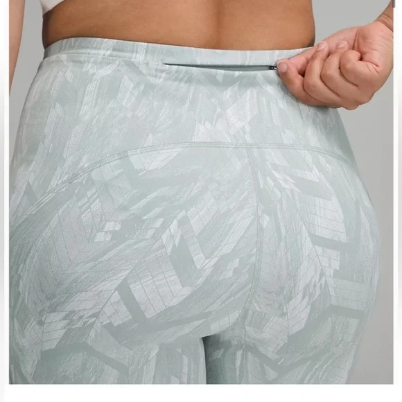 Lululemon Shorts - Picture 11 of 12